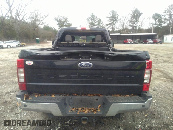 2020 Ford Super Duty F-250 SRW XL with VIN 1FT7W2BT5LED61876, listed as a IAAI auction lot 41526635 with 190,000 mi miles. Bid and sale history available at carsss.com. Image 17.