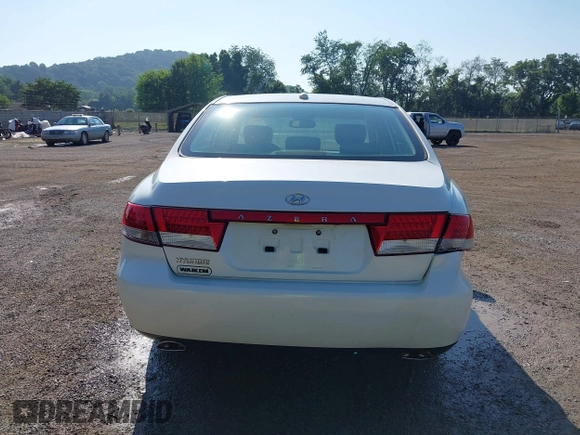 2007 Hyundai Azera GLS with VIN KMHFC46D67A189479, listed as a IAAI auction lot 42641536 with 127,281 mi miles and . Bid and sale history available at DreamBid. Image 16.