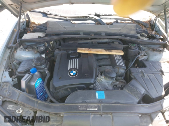 2007 BMW 3 Series 328xi with VIN WBAVC935X7KX55130, listed as a IAAI auction lot 42018618 with 232,500 mi miles and . Bid and sale history available at DreamBid. Image 10.