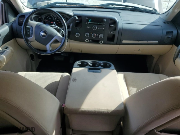 2008 Chevrolet Silverado 1500 LT w/1LT with VIN 2GCEK13M881231832, listed as a Copart auction lot 82622524 with 123,782 mi miles and Salvage Title. Bid and sale history available at carsss.com. Image 8.