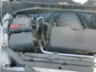 2022 Chevrolet Silverado 1500 z VIN 3GCNYAED0NG107715, wystawiony jako Copart lot #45875255 z przebiegiem 86 590 mil mil oraz Szkoda całkowita • Salvage title. Historia ofert i sprzedaży dostępna na DreamBid. Obrazek 14.