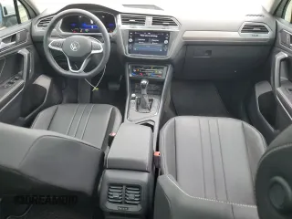 2023 Volkswagen Tiguan SE with VIN 3VVNB7AX9PM029204, listed as a Copart auction lot 58340285 with 13,693 mi miles and Salvage title. Bid and sale history available at DreamBid. Image 8.