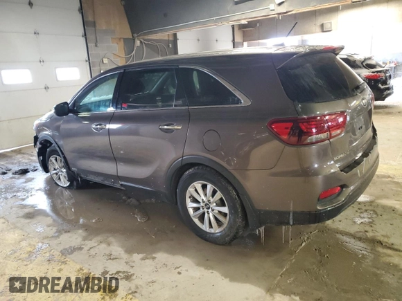 2019 Kia Sorento LX with VIN 5XYPGDA39KG554855, listed as a Copart auction lot 45777385 with 119,998 mi miles and Salvage Title. Bid and sale history available at carsss.com. Image 2.