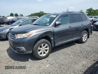2012 Toyota Highlander with VIN 5TDBK3EH4CS103278, listed as a Copart auction lot 61934725 with 223,673 mi miles and Salvage title. Bid and sale history available at DreamBid. Image 1.