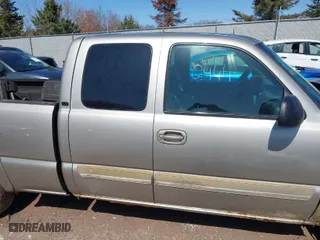2003 Chevrolet Silverado 1500 LS with VIN 2GCEK19T231104873, listed as a IAAI auction lot 41910444 with 208,692 mi miles. Bid and sale history available at carsss.com. Image 13.