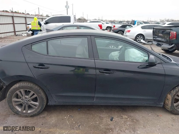 2017 Hyundai Elantra SE with VIN 5NPD84LFXHH140539, listed as a IAAI auction lot 41583020 with 112,035 mi miles. Bid and sale history available at carsss.com. Image 13.
