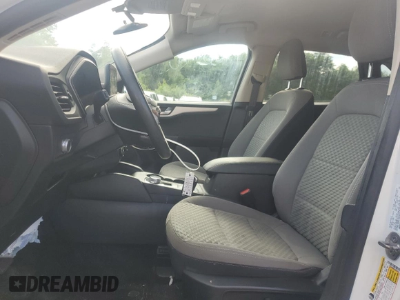 2020 Ford Escape SE z VIN 1FMCU0G64LUB30044, wystawiony jako Copart lot #64051365 z przebiegiem 85 553 mil mil oraz Czysty tytuł • Clean title. Historia ofert i sprzedaży dostępna na DreamBid. Obrazek 7.