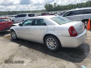 2005 Chrysler 300 with VIN 2C3AA63H95H591782, listed as a Copart auction lot 68888294 with 192,568 mi miles and Salvage Title. Bid and sale history available at carsss.com. Image 2.