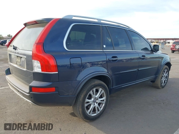 2013 Volvo XC90 Premier Plus z VIN YV4952CY0D1661126, wystawiony jako IAAI lot #41421793 z przebiegiem 136 955 mil mil oraz . Historia ofert i sprzedaży dostępna na DreamBid. Obrazek 4.