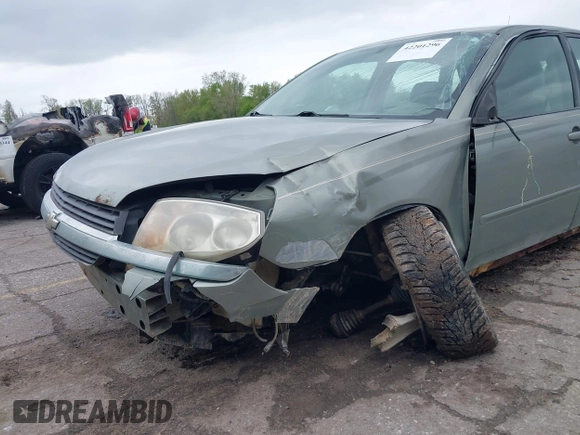 2005 Chevrolet Malibu Maxx LS z VIN 1G1ZT62805F185667, wystawiony jako IAAI lot #42201296 z przebiegiem 190 893 mil mil oraz . Historia ofert i sprzedaży dostępna na DreamBid. Obrazek 6.
