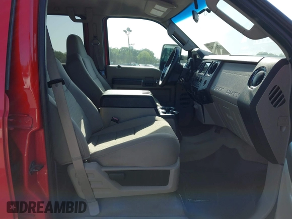 2008 Ford Super Duty F-250 SRW XL with VIN 1FTSW21R48EA40368, listed as a IAAI auction lot 42132847 with 254,993 mi miles. Bid and sale history available at carsss.com. Image 5.