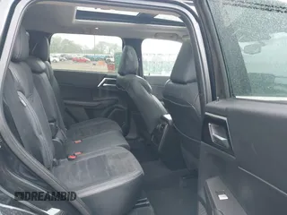 2022 Mitsubishi Outlander SE z VIN JA4J4UA86NZ011943, wystawiony jako IAAI lot #42101932 z przebiegiem 86 261 mil mil oraz . Historia ofert i sprzedaży dostępna na DreamBid. Obrazek 8.