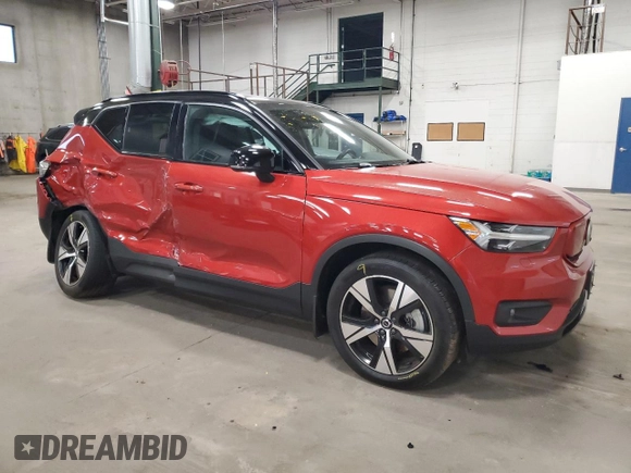 2021 Volvo XC40 with VIN YV4ED3UR8M2529871, listed as a Copart auction lot 57584345 with 35,609 mi miles and Salvage title. Bid and sale history available at DreamBid. Image 4.