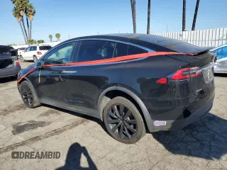 2018 Tesla Model X 75D with VIN 5YJXCAE24JF142506, listed as a Copart auction lot 43536215 with Not Provided miles and Salvage Title. Bid and sale history available at carsss.com. Image 2.