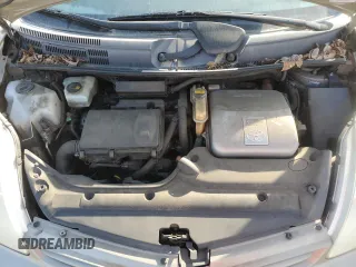 2004 Toyota Prius with VIN JTDKB22UX40093100, listed as a Copart auction lot 83497004 with 247,183 mi miles and Salvage Title. Bid and sale history available at carsss.com. Image 11.