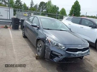 2020 Kia Forte LXS z VIN 3KPF24AD6LE231168, wystawiony jako IAAI lot #42076355 z przebiegiem 45 981 mil mil oraz . Historia ofert i sprzedaży dostępna na DreamBid. Obrazek 1.