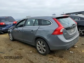 2017 Volvo V60 Premier with VIN YV140MEK4H1336513, listed as a Copart auction lot 88497705 with 89,477 mi miles and Salvage Title. Bid and sale history available at carsss.com. Image 2.