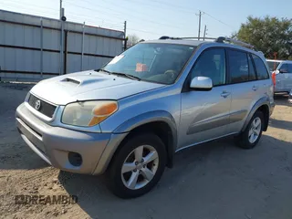2005 Toyota RAV4 with VIN JTEHD20VX56024658, listed as a IAAI auction lot 41697623 with 1 mi miles. Bid and sale history available at carsss.com. Image 2.