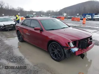 2019 Chrysler 300 with VIN 2C3CCABG1KH609427, listed as a IAAI auction lot 41478481 with 131,760 mi miles. Bid and sale history available at carsss.com. Image 1.