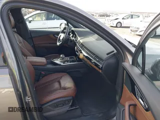 2017 Audi Q7 Prestige with VIN WA1VAAF79HD057566, listed as a IAAI auction lot 41172824 with 108,566 mi miles. Bid and sale history available at carsss.com. Image 5.