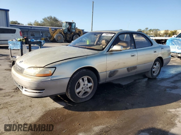 1995 Lexus ES 300 with VIN JT8GK13T6S0101694, listed as a Copart auction lot 77683754 with 247,984 mi miles and Salvage Title. Bid and sale history available at DreamBid. Image 1.