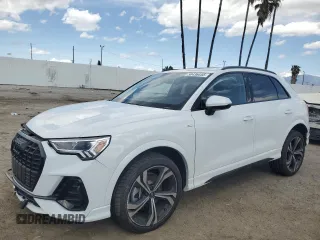 2023 Audi Q3 S line Premium Plus с VIN WA1EECF37P1140149, выставлен на аукционе Copart как лот 50436455 с пробегом 5 459 миль миль и Списание • Salvage title. История ставок и продаж доступна на DreamBid. Изображение 1.