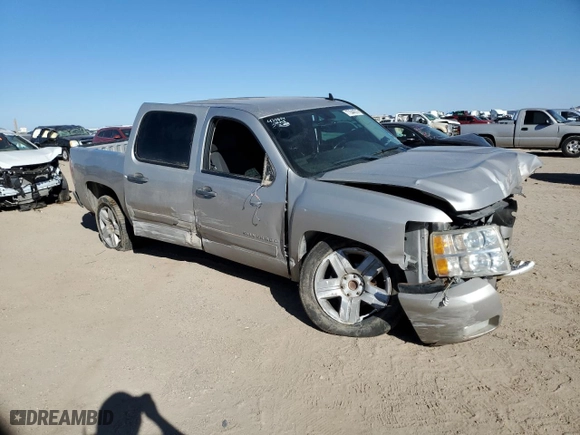 2007 Chevrolet Silverado 1500 LTZ with VIN 2GCEC13J571661738, listed as a Copart auction lot 77044513 with 258,228 mi miles and Salvage Title. Bid and sale history available at carsss.com. Image 4.