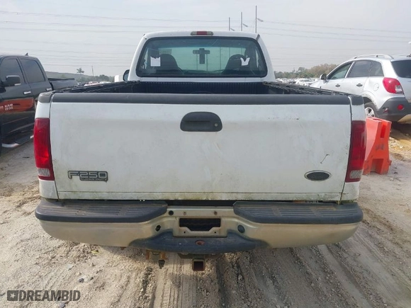 2003 Ford Super Duty F-250 XL with VIN 1FTNF21L13EB84283, listed as a IAAI auction lot 41287201 with 192,407 mi miles. Bid and sale history available at carsss.com. Image 16.