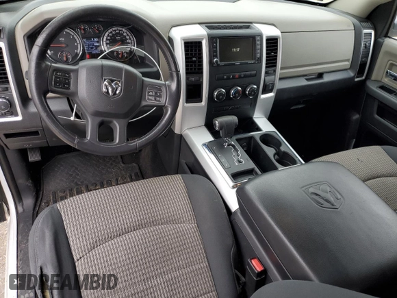 2012 Ram 1500 Big Horn z VIN 1C6RD6LT5CS282110, wystawiony jako Copart lot #47638885 z przebiegiem 168 373 mil mil oraz Szkoda całkowita • Salvage title. Historia ofert i sprzedaży dostępna na DreamBid. Obrazek 8.