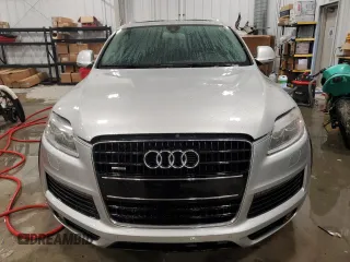 2008 Audi Q7 4.2L Premium with VIN WA1EV74L08D021255, listed as a Copart auction lot 44528685 with 122,690 mi miles and Clean Title. Bid and sale history available at carsss.com. Image 5.