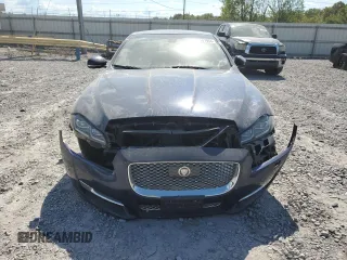 2017 Jaguar XJ with VIN SAJWJ2GD0H8W04917, listed as a Copart auction lot 72507934 with 112,042 mi miles and Salvage Title. Bid and sale history available at carsss.com. Image 5.