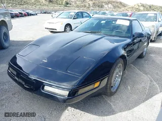 1992 Chevrolet Corvette with VIN 1G1YY23P7N5115133, listed as a IAAI auction lot 41797315 with 138,579 mi miles. Bid and sale history available at carsss.com. Image 17.
