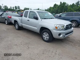 2006 Toyota Tacoma z VIN 5TETX22N26Z178272, wystawiony jako IAAI lot #42359672 z przebiegiem 414 561 mil mil oraz . Historia ofert i sprzedaży dostępna na DreamBid. Obrazek 1.