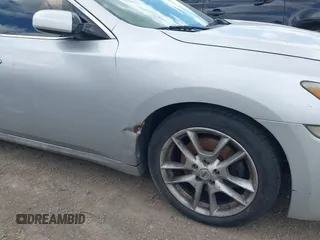 2014 Nissan Maxima SV z VIN 1N4AA5APXEC479159, wystawiony jako IAAI lot #42234950 z przebiegiem 187 187 mil mil oraz . Historia ofert i sprzedaży dostępna na DreamBid. Obrazek 12.