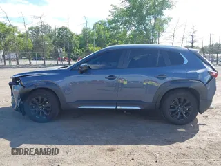 2024 Mazda CX-50 S Premium z VIN 7MMVABDM7RN160582, wystawiony jako IAAI lot #42312189 z przebiegiem 43 210 mil mil oraz . Historia ofert i sprzedaży dostępna na DreamBid. Obrazek 14.