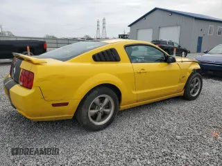 2006 Ford Mustang GT Deluxe with VIN 1ZVHT82H765172787, listed as a Copart auction lot 52539725 with 161,409 mi miles and Salvage Title. Bid and sale history available at carsss.com. Image 3.
