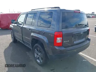 2015 Jeep Patriot Latitude with VIN 1C4NJRFB0FD245169, listed as a IAAI auction lot 41612404 with 68,065 mi miles and . Bid and sale history available at DreamBid. Image 3.