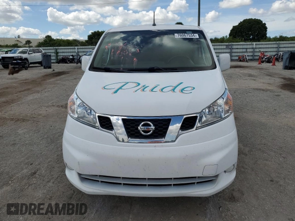 2018 Nissan NV200 SV z VIN 3N6CM0KN8JK692056, wystawiony jako Copart lot #76067534 z przebiegiem 100 077 mil mil oraz Szkoda całkowita • Salvage title. Historia ofert i sprzedaży dostępna na DreamBid. Obrazek 5.
