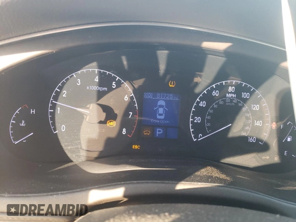 2013 Hyundai Genesis 3.8L z VIN KMHGC4DD5DU246546, wystawiony jako Copart lot #53562825 z przebiegiem 81 725 mil mil oraz Szkoda całkowita • Salvage title. Historia ofert i sprzedaży dostępna na DreamBid. Obrazek 9.