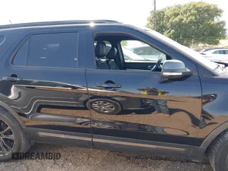 2018 Ford Explorer XLT z VIN 1FM5K7D85JGC54090, wystawiony jako IAAI lot #42001434 z przebiegiem 72 038 mil mil oraz . Historia ofert i sprzedaży dostępna na DreamBid. Obrazek 13.