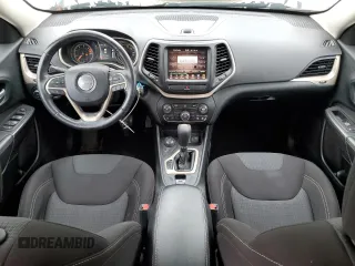 2016 Jeep Cherokee Altitude z VIN 1C4PJMCB5GW300818, wystawiony jako Copart lot #60540115 z przebiegiem 55 749 mil mil oraz Szkoda całkowita • Salvage title. Historia ofert i sprzedaży dostępna na DreamBid. Obrazek 8.