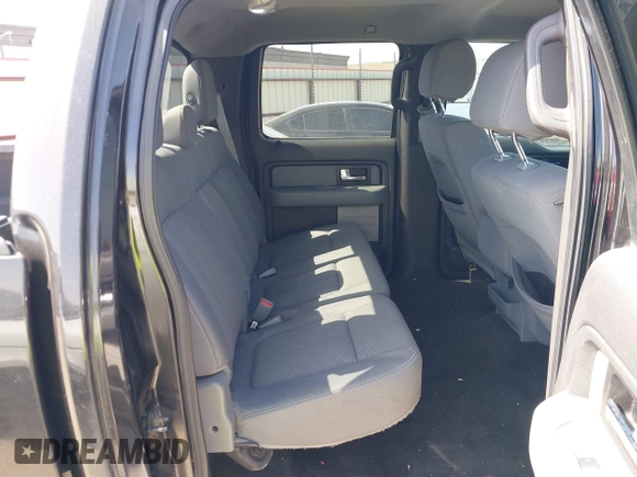2014 Ford F-150 XL with VIN 1FTFW1CT1EKE18891, listed as a IAAI auction lot 41736313 with 231,239 mi miles. Bid and sale history available at carsss.com. Image 8.