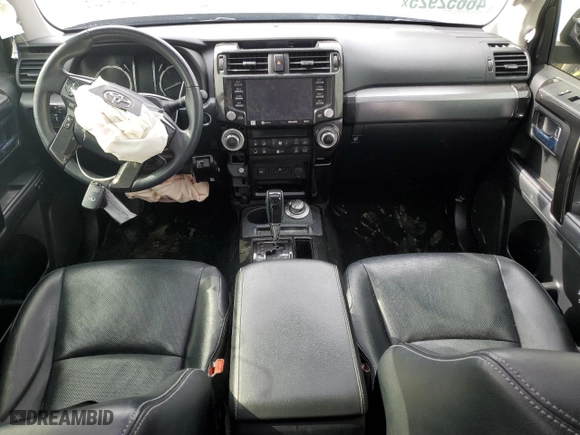 2020 Toyota 4Runner SR5 with VIN JTEBU5JR3L5752172, listed as a Copart auction lot 46652925 with 25,048 mi miles and Salvage Title. Bid and sale history available at carsss.com. Image 8.