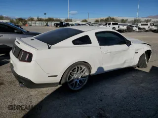 2012 Ford Mustang GT Premium with VIN 1ZVBP8CF1C5266585, listed as a Copart auction lot 44407035 with 71,651 mi miles and Salvage Title. Bid and sale history available at DreamBid. Image 3.