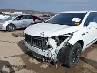 2022 Buick Enclave Essence with VIN 5GAERBKW2NJ188810, listed as a IAAI auction lot 41367747 with 42,782 mi miles. Bid and sale history available at carsss.com. Image 6.