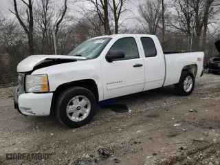 2010 Chevrolet Silverado 1500 LT with VIN 1GCSKSE39AZ126453, listed as a Copart auction lot 49468985 with 163,144 mi miles and Salvage Title. Bid and sale history available at carsss.com. Image 1.