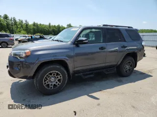 2020 Toyota 4Runner SR5 with VIN JTEBU5JR1L5810893, listed as a Copart auction lot 61157285 with 35,426 mi miles and Salvage title. Bid and sale history available at DreamBid. Image 1.
