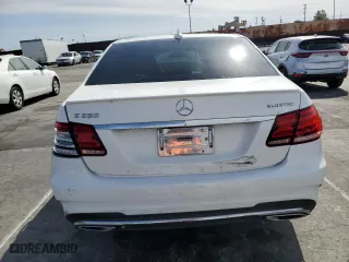 2015 Mercedes-Benz E-Class E 250 BlueTEC Luxury with VIN WDDHF0EB2FB096194, listed as a Copart auction lot 43168715 with 216,083 mi miles and Salvage Title. Bid and sale history available at carsss.com. Image 6.
