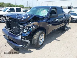 2013 Ram 1500 Express z VIN 1C6RR6KT3DS566209, wystawiony jako IAAI lot #42060295 z przebiegiem 168 948 mil mil oraz . Historia ofert i sprzedaży dostępna na DreamBid. Obrazek 20.