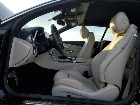 2018 Mercedes-Benz C 300 with VIN WDDWK4KB5JF703883, listed as a Copart auction lot 82379194 with 40,344 mi miles and Salvage title. Bid and sale history available at DreamBid. Image 7.